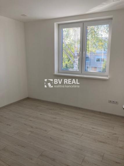 BV REAL Na prenájom rodinný dom v meste Bojnice FM1995