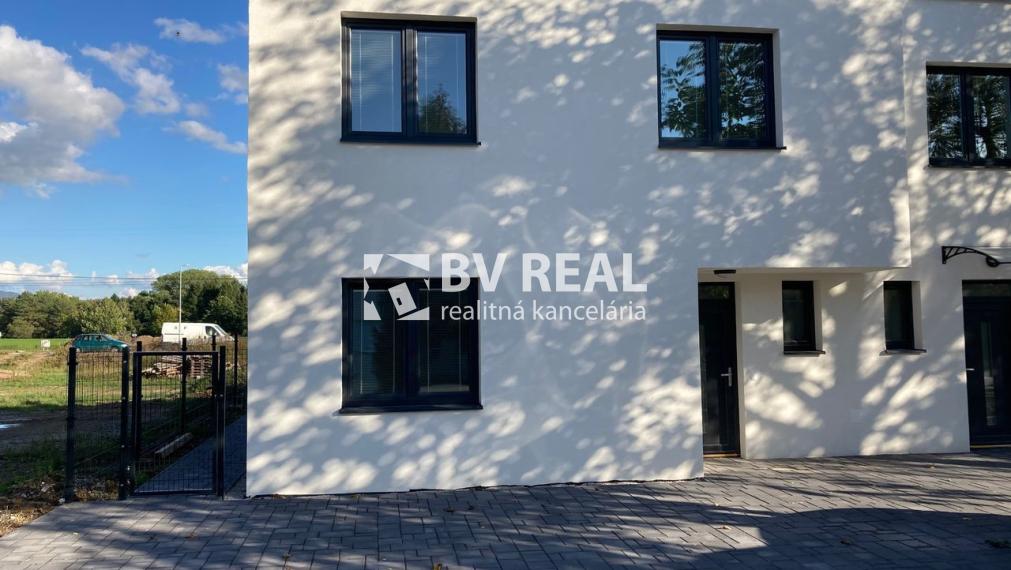 BV REAL Na prenájom rodinný dom v meste Bojnice FM1995