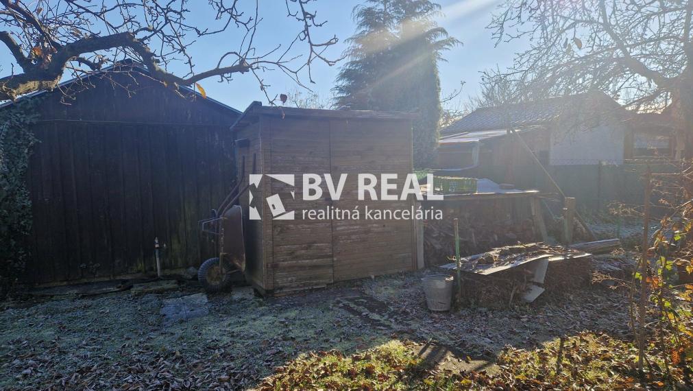 BV REAL Na predaj murovaná chata so záhradou Nováky FM2364
