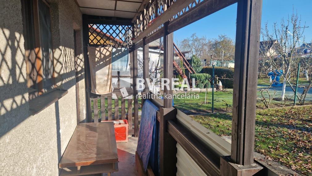 BV REAL Na predaj murovaná chata so záhradou Nováky FM2364