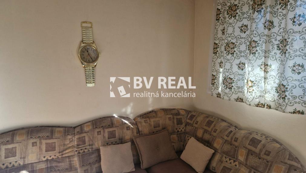BV REAL Na predaj murovaná chata so záhradou Nováky FM2364