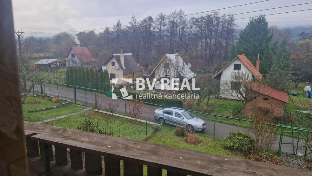 BV REAL Na predaj murovaná chata a záhrada Lutila FM2366