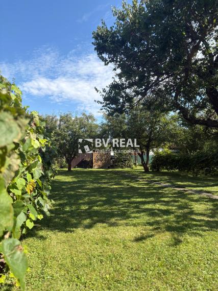 BV REAL Na predaj murovaná chata so záhradou Nováky FM2364