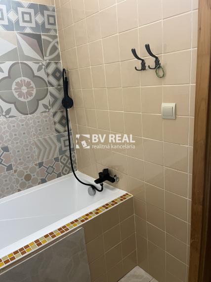 BV REAL Na predaj prerobená garsónka Žiar nad Hronom FM2208