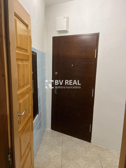 BV REAL Na predaj prerobená garsónka Žiar nad Hronom FM2208