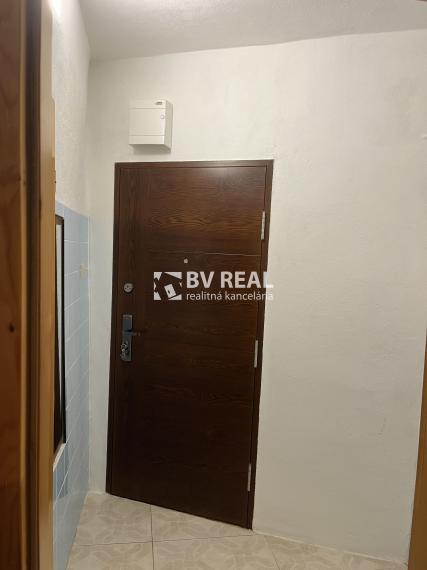 BV REAL Na predaj prerobená garsónka Žiar nad Hronom FM2208