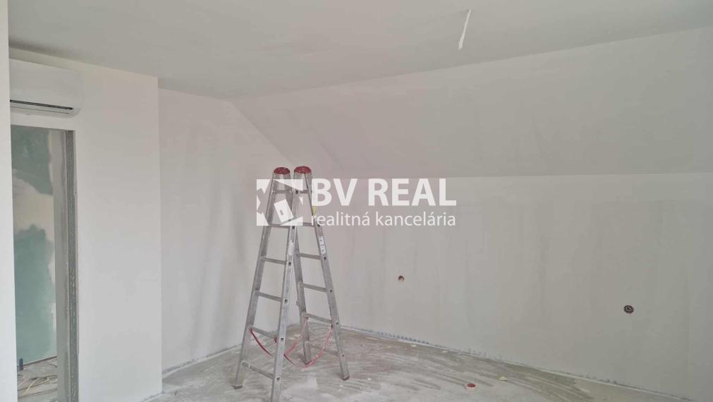BV REAL Na predaj novostavba obec Hradište FM2354