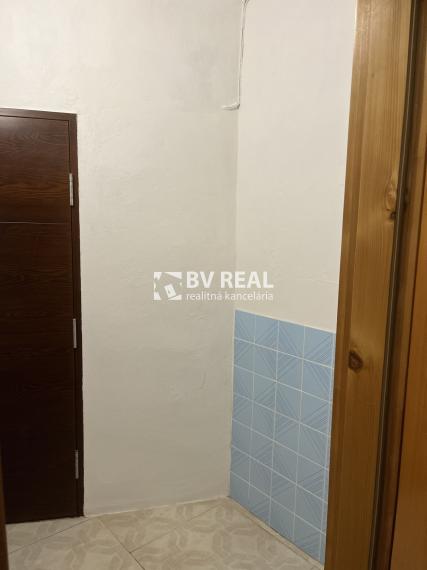 BV REAL Na predaj prerobená garsónka Žiar nad Hronom FM2208