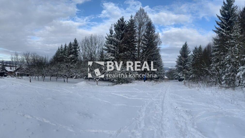 BV REAL Na predaj pozemok obec Sklené FM2164