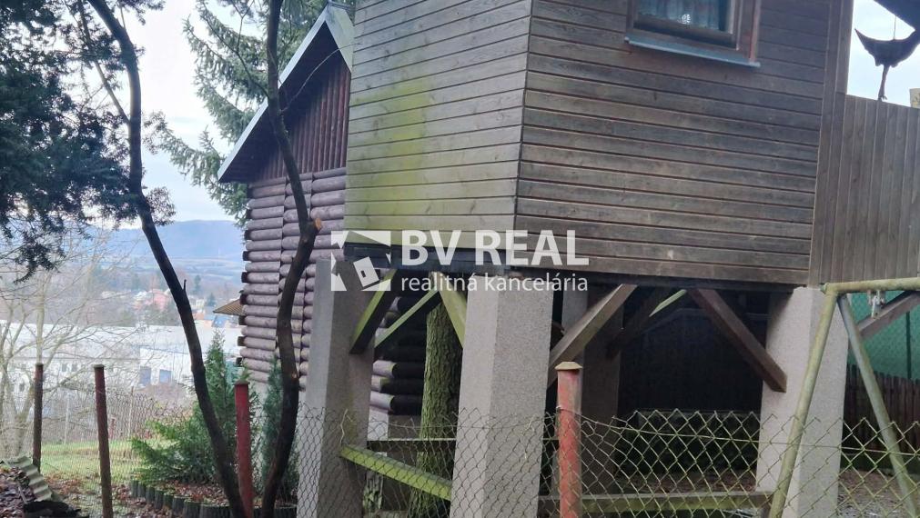 BV REAL chata so záhradou Handlová FM2369