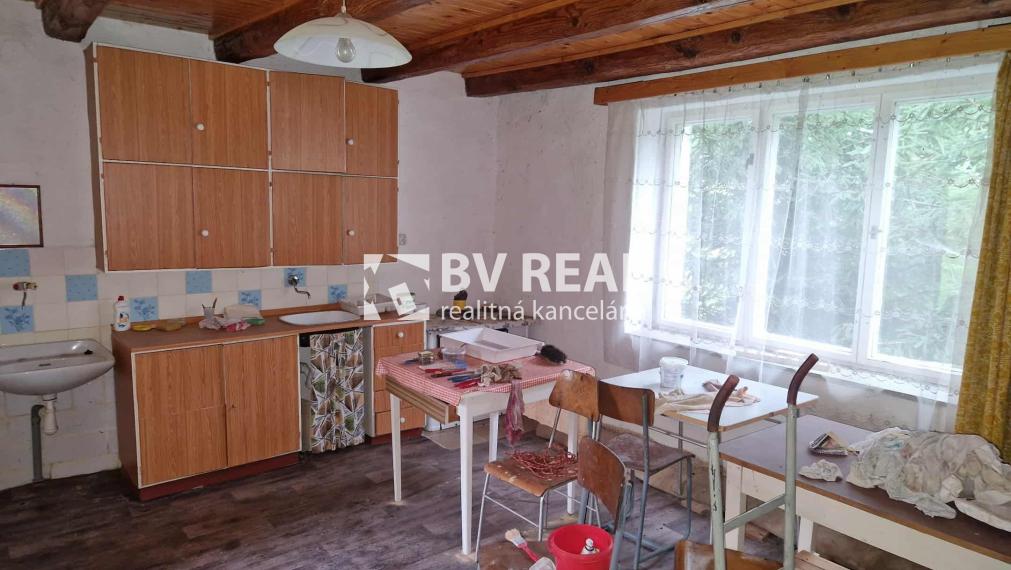 BV REAL Na predaj rodinný dom obec Temeš FM2341