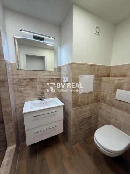 BV REAL Na prenájom 3 izbový byt Handlová FM2305