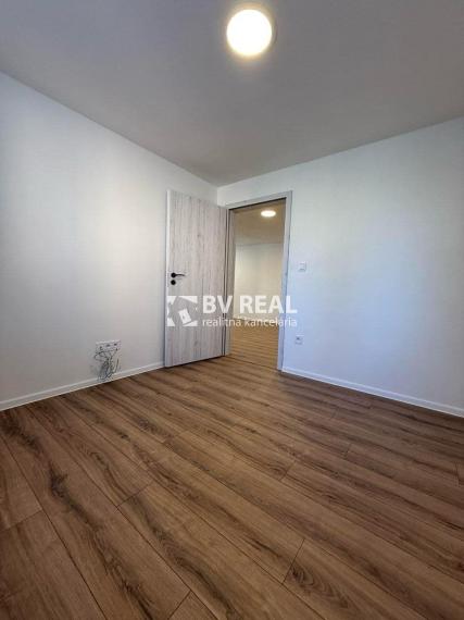 BV REAL Na prenájom 3 izbový byt Handlová FM2305