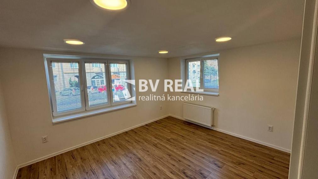 BV REAL Na predaj 2 izbový byt Handlová FM2316