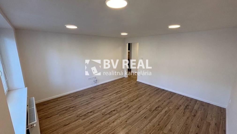 BV REAL Na predaj 2 izbový byt Handlová FM2316