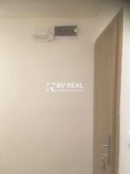 BV REAL Na prenájom 2 izbový byt Handlová FM2380