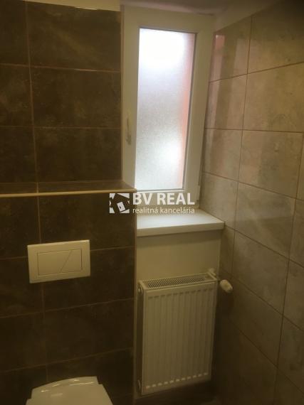 BV REAL Na prenájom 2 izbový byt Handlová FM2380