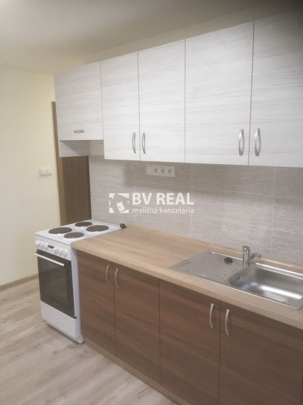 BV REAL Na predaj 2 izbový byt Handlová FM2381