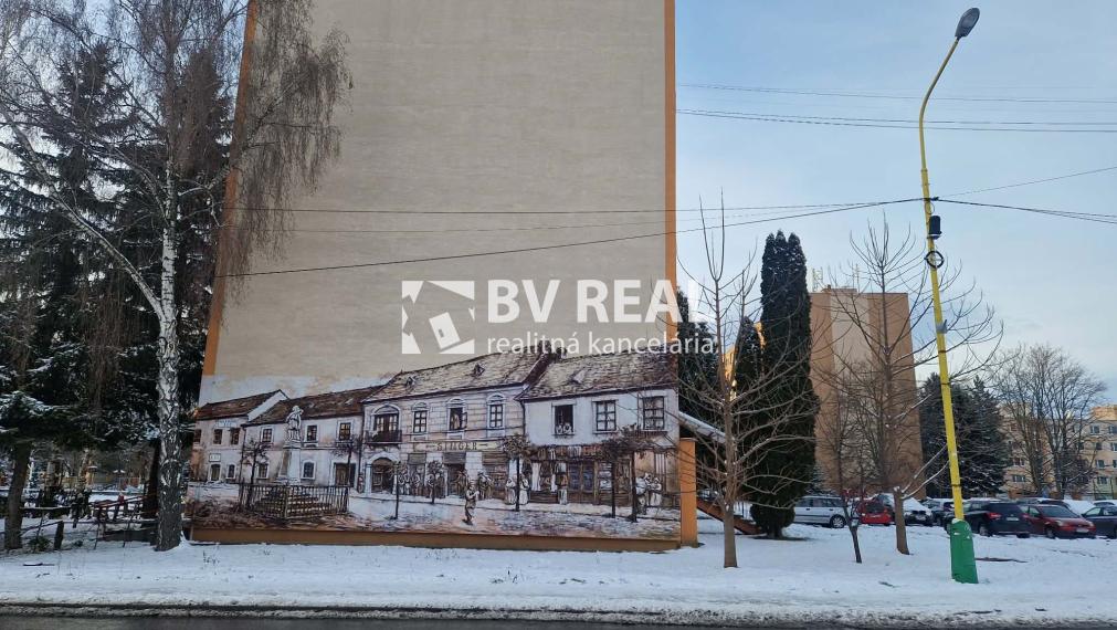 BV REAL Na predaj prerobený 3 izbový byt Prievidza FM2382