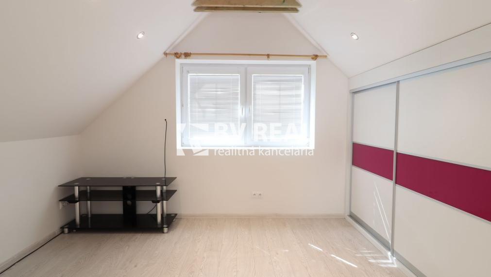 BV REAL na predaj 4 izbový rodinný dom Bojnice Dubnica BV5008