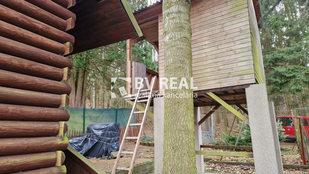 BV REAL chata so záhradou Handlová FM2369