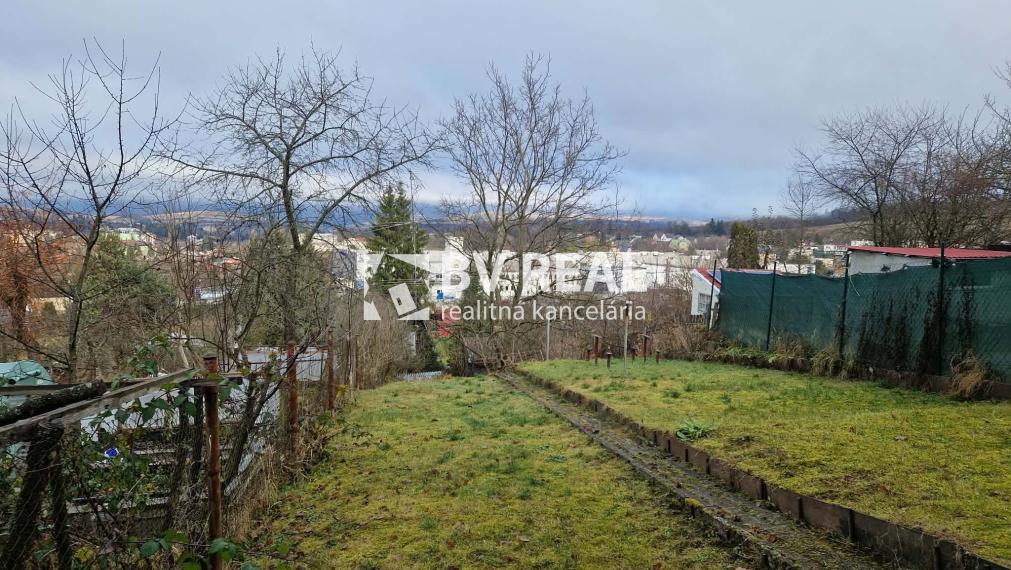 BV REAL chata so záhradou Handlová FM2369