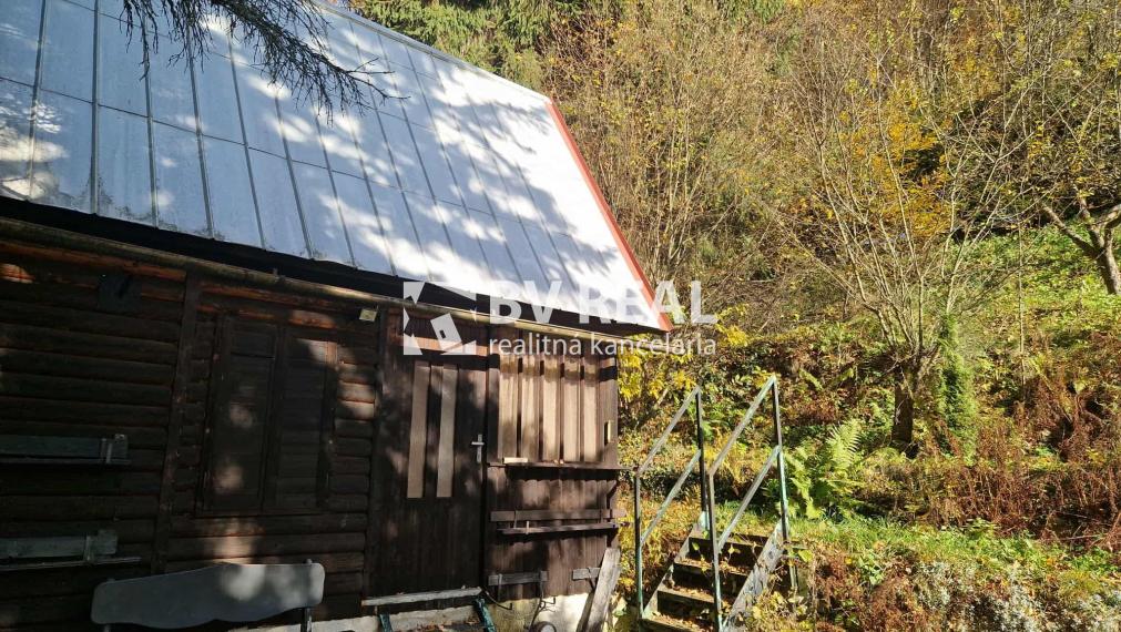 BV REAL predaj zrubová chata Bartošová Lehôtka FM2357