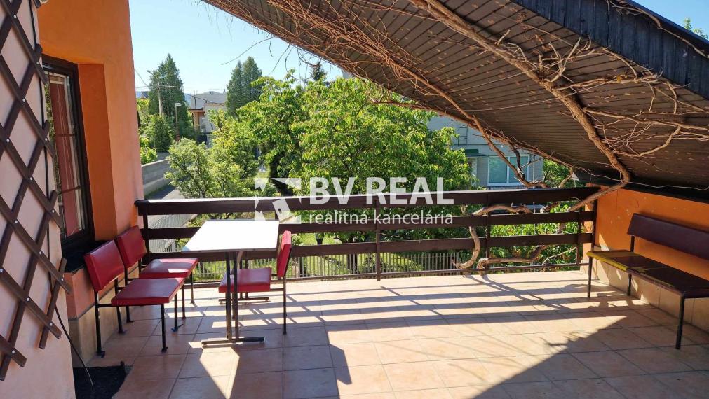 BV REAL Na prenájom 2 izbový byt v rodinnom dome Prievidza FM2086