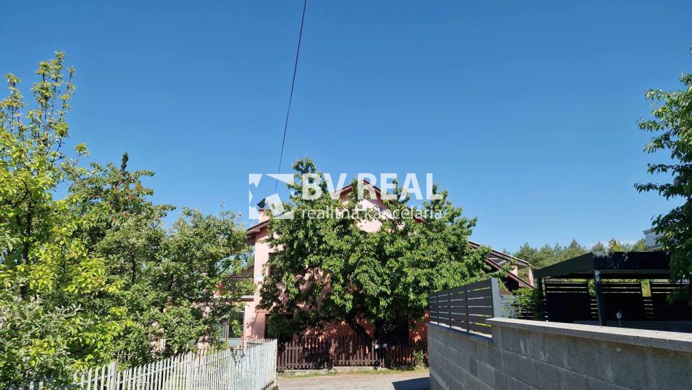 BV REAL Na prenájom 2 izbový byt v rodinnom dome Prievidza FM2086