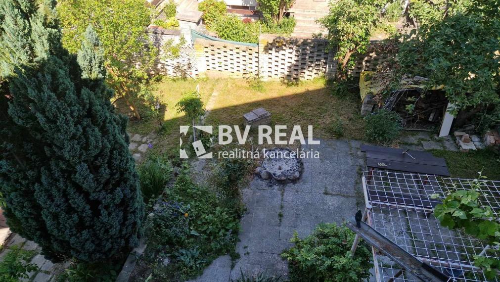 BV REAL Na prenájom 2 izbový byt v rodinnom dome Prievidza FM2086