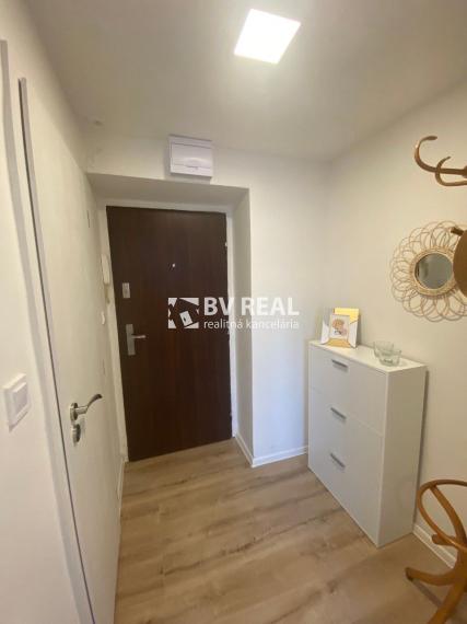 BV REAL Na predaj 1 izbový byt Handlová FM2244