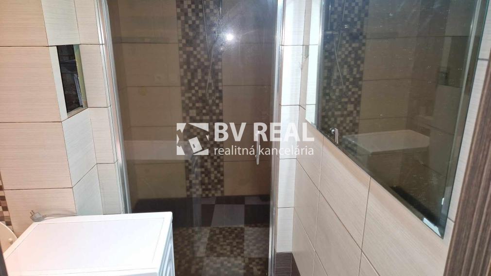 BV REAL Na predaj 1 izbový byt Prievidza FM2389