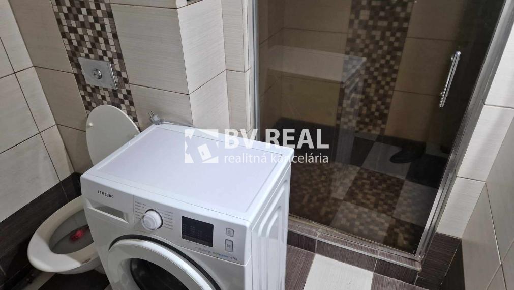 BV REAL Na predaj 1 izbový byt Prievidza FM2389