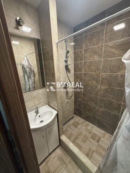 BV REAL Na predaj 3 izbový byt Handlová FM2393