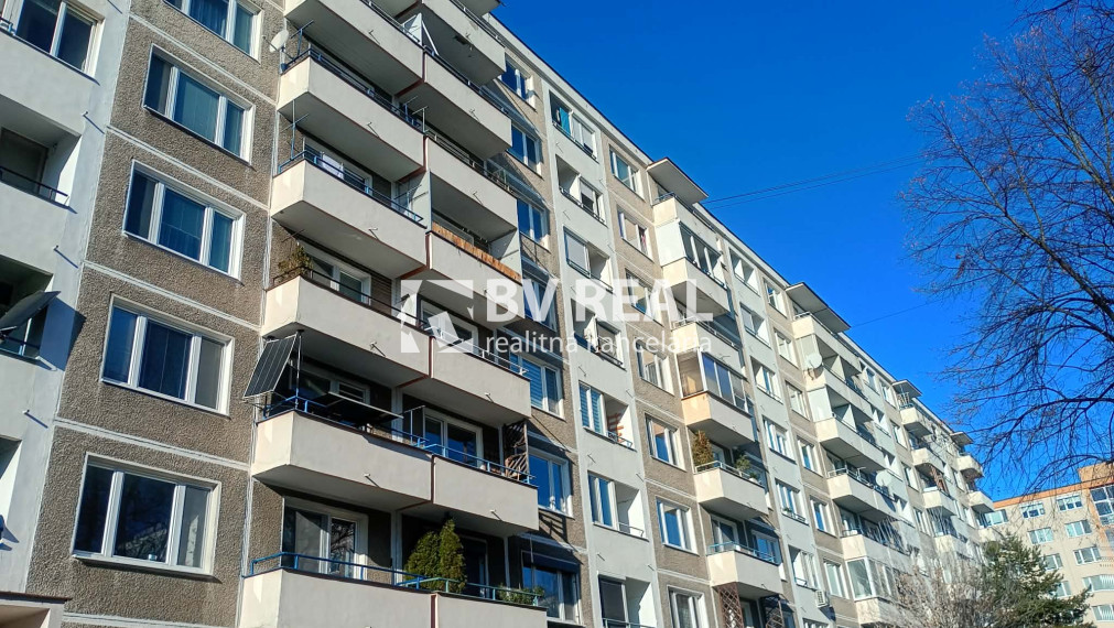 BV REAL Na predaj 2,5 izbový byt Prievidza FM2391