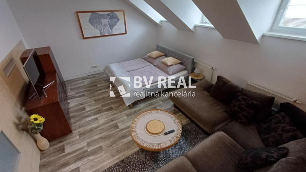 BV REAL Na predaj polyfunkčný objekt Bojnice FM2397