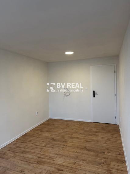 BV REAL na predaj 2 izbový byt Žiar nad Hronom FM2400