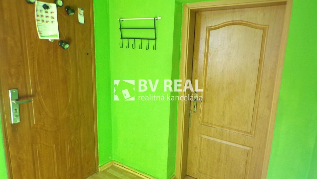 BV REAL Na predaj rodinný dom s veľkým pozemkom 2326 m2 FM1959