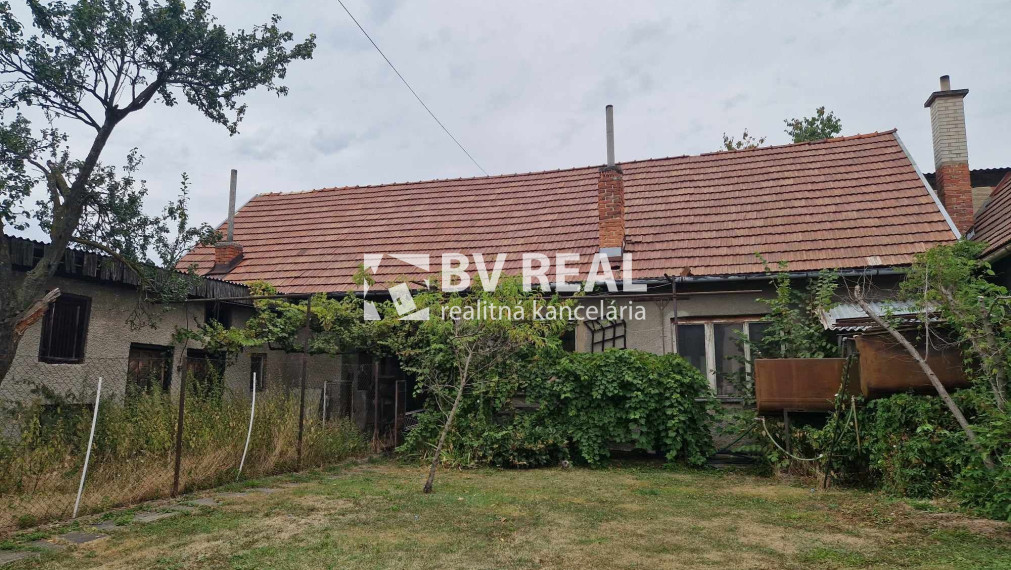 BV REAL Na predaj rodinný dom obec Jalovec FM2158