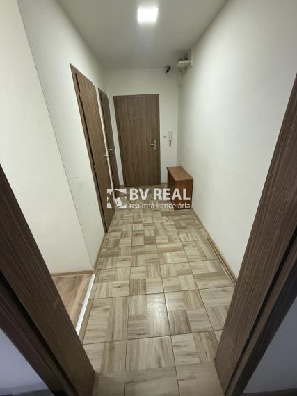 BV REAL Na predaj 3 izbový byt Handlová FM2393
