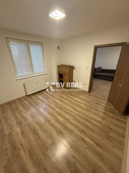 BV REAL Na predaj 3 izbový byt Handlová FM2393