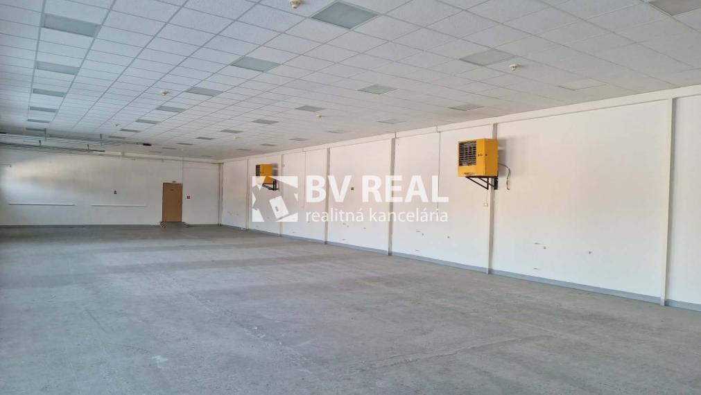BV REAL Na prenájom prevádzková budova Prievidza FM2408