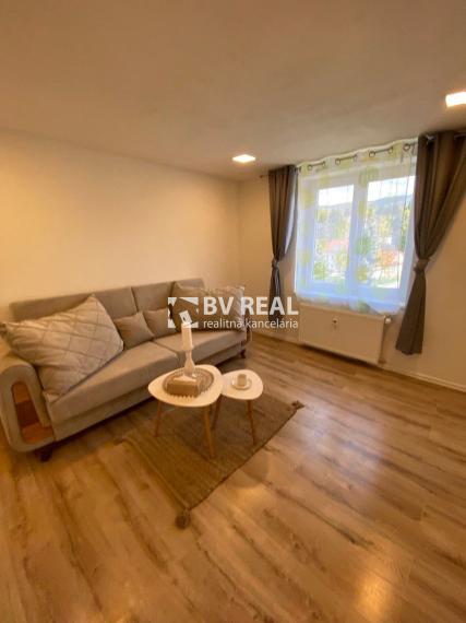 BV REAL Na predaj 1 izbový byt Handlová FM2244