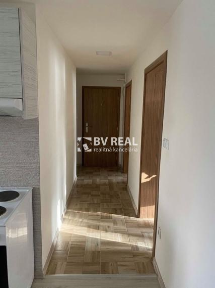 BV REAL Na predaj 2 izbový byt Handlová FM2289