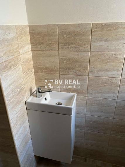 BV REAL Na predaj 2 izbový byt Handlová FM2289