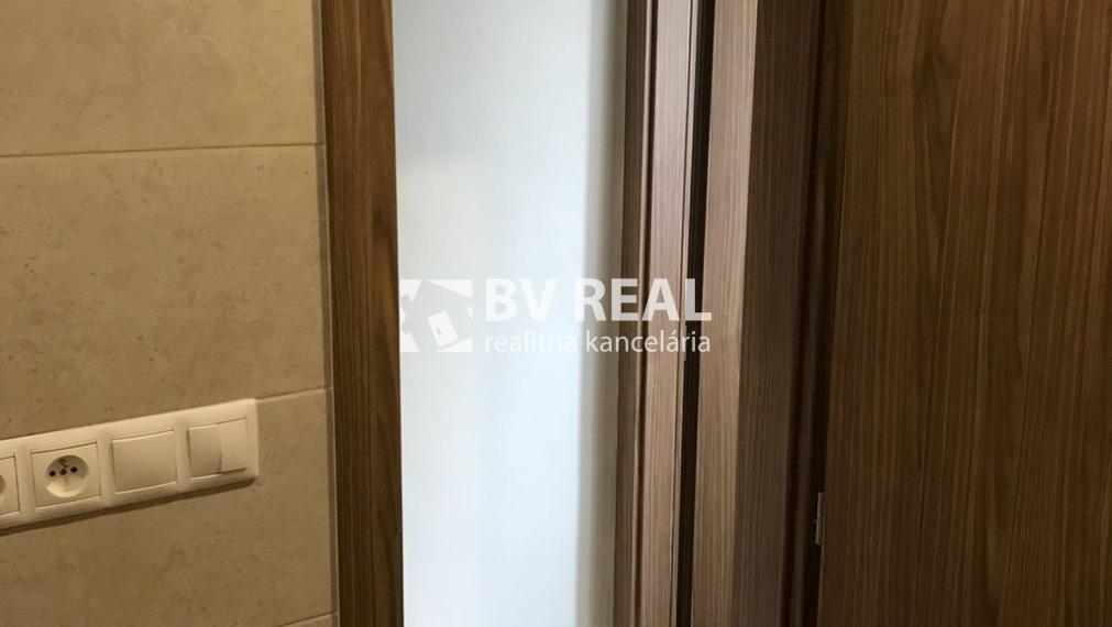 BV REAL Na predaj 2 izbový byt Handlová FM2410