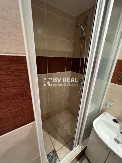 BV REAL Na predaj 1 izbový byt Handlová FM2415