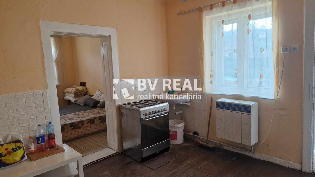 BV REAL Na predaj rodinný dom obec Veľký Klíž FM2270