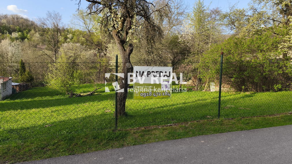 BV REAL predaj pozemok 844 m2 Dlžín okres Prievidza BV3024