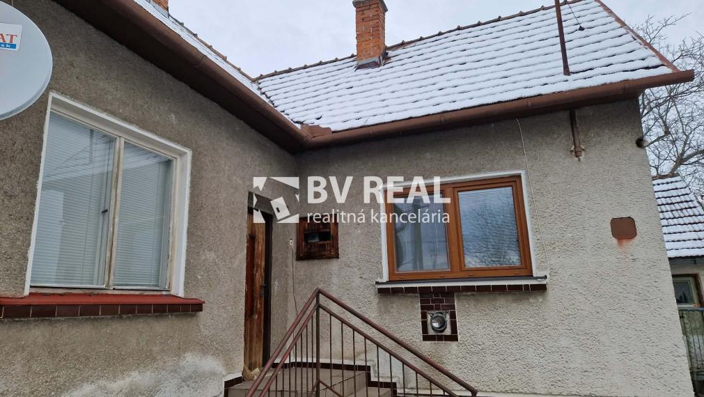 BV REAL Na prenájom rodinný dom Prievidza FM2417